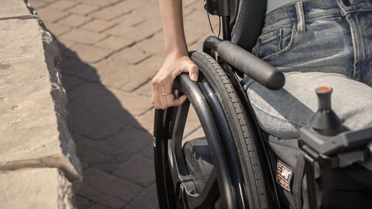 Skift nemt mellem power assist og free-roll